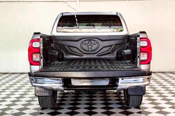 REVO 4WD 2021 2.8 HIGHT AT DOUBLE CAB SILVER  3603 full