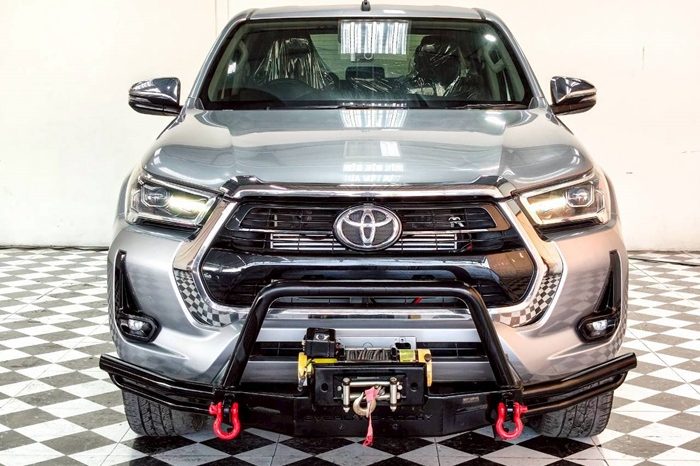 REVO 4WD 2021 2.8 HIGHT AT DOUBLE CAB SILVER  3603 full