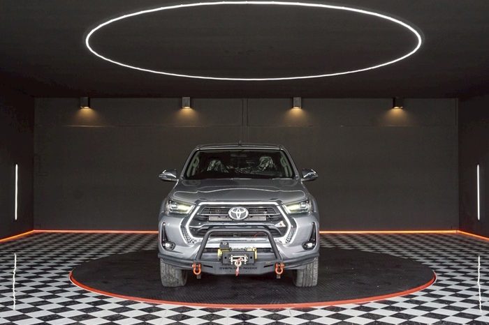 REVO 4WD 2021 2.8 HIGHT AT DOUBLE CAB SILVER  3603 full