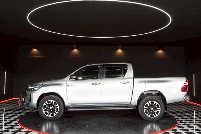 REVO 4WD 2021 2.8 HIGHT AT DOUBLE CAB SILVER  3603 full