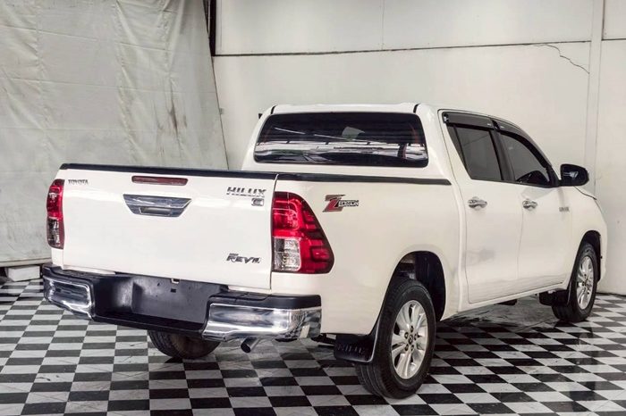 REVO 2WD 2018 2.4E MT DOUBLE CAB WHITE  4010 full