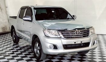 VIGO 2WD 2014 2.7E MT DOUBLE CAB SILVER  4177 full
