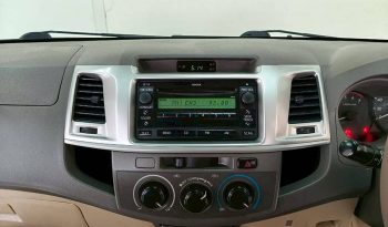 VIGO 2WD 2014 2.7E MT DOUBLE CAB SILVER  4177 full