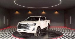 REVO 4WD 2020 2.8 HIGHT AT DOUBLE CAB WHITE  4227