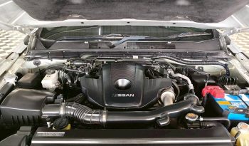 NISSAN 2020 4WD 2.5 AT DOUBLE CAB SILVER  4313 full