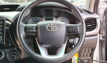 REVO 4WD 2022 2.4MID MT SMART CAB SILVER  436 full