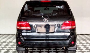 TOYOTA 4WD 2005 2.7V AT FORTUNER BLACK  4390 full