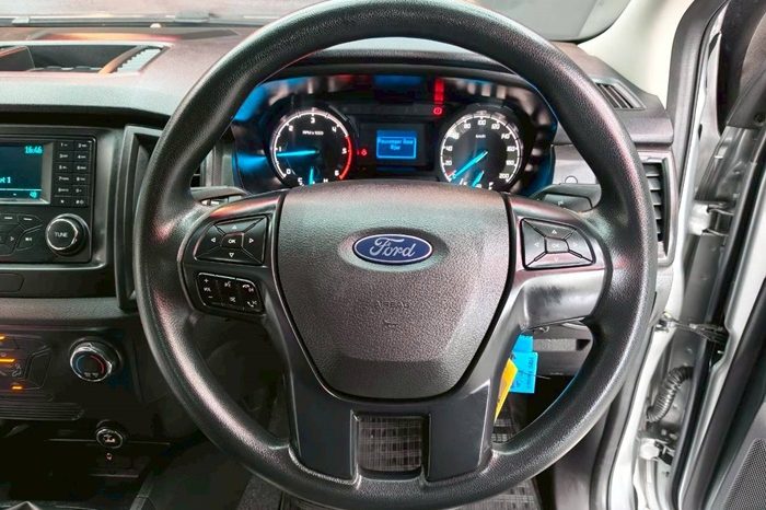 FORD 4WD 2022 2.2 MT SINGLE CAB SILVER  4771 full