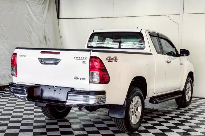 REVO 4WD 2019 2.4E MT SMART CAB WHITE  4903 full