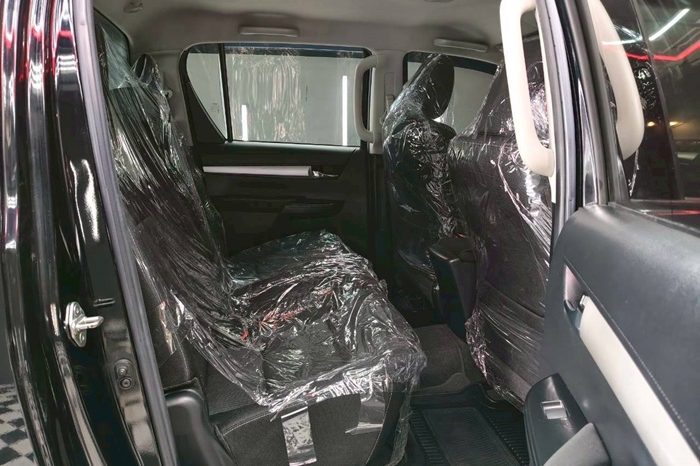 REVO PRE 2020 2.4 MID AT DOUBLE CAB BLACK  4908 full
