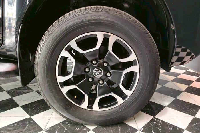 REVO PRE 2020 2.4 MID AT DOUBLE CAB BLACK  4908 full