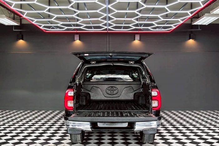 REVO PRE 2020 2.4 MID AT DOUBLE CAB BLACK  4908 full