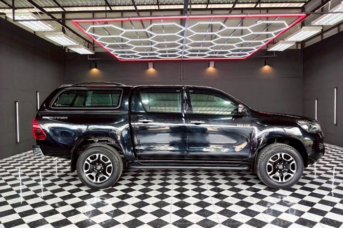REVO PRE 2020 2.4 MID AT DOUBLE CAB BLACK  4908 full