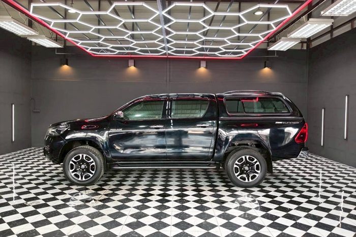 REVO PRE 2020 2.4 MID AT DOUBLE CAB BLACK  4908 full