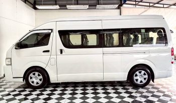 TOYOTA 2WD 2019 2.7 MT COMMUTER WHITE  4922 full