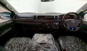 TOYOTA 2WD 2019 2.7 MT COMMUTER WHITE  4922 full