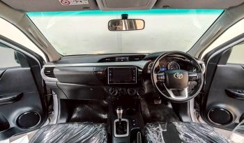 REVO PRE 2019 2.4E AT DOUBLE CAB SILVER  5717 full