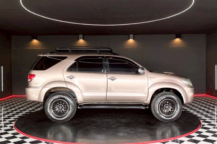 TOYOTA 4WD 2007 3.0V AT FORTUNER BROWN  5779 full