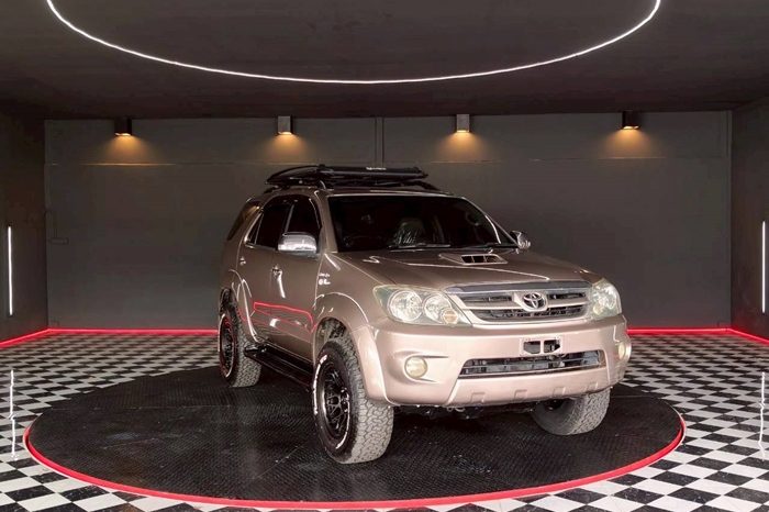 TOYOTA 4WD 2007 3.0V AT FORTUNER BROWN  5779 full