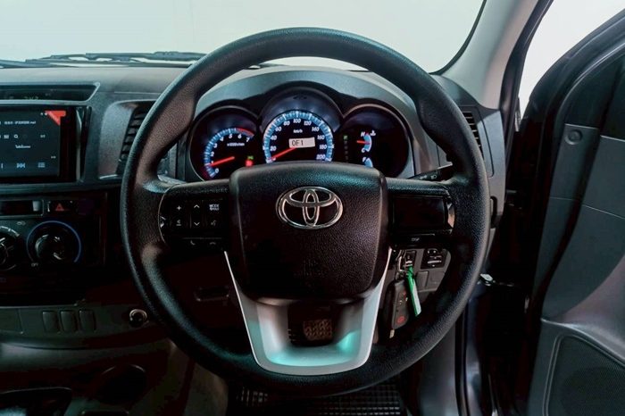 VIGO 4WD 2014 2.7J AT SMART CAB DARK GREY  5792 full