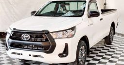 REVO 2WD 2018 2.4 ENTRY MT STANDARD WHITE  5815