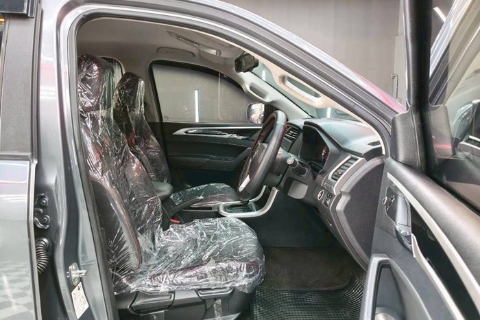 MG 4WD 2021 2.0 AT DOUBLE CAB DARK GREY 6180 full