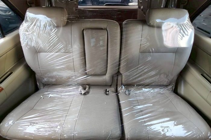 TOYOTA 4WD 2010 3.0V AT FORTUNER SILVER  6765 full