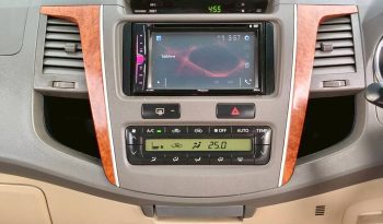 TOYOTA 4WD 2010 3.0V AT FORTUNER SILVER  6765 full