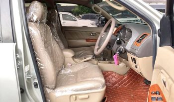 TOYOTA 4WD 2010 3.0V AT FORTUNER SILVER  6765 full
