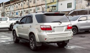 TOYOTA 4WD 2010 3.0V AT FORTUNER SILVER  6765 full