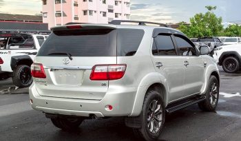 TOYOTA 4WD 2010 3.0V AT FORTUNER SILVER  6765 full