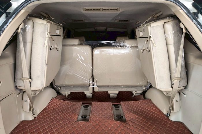 TOYOTA 4WD 2010 3.0V AT FORTUNER SILVER  6765 full