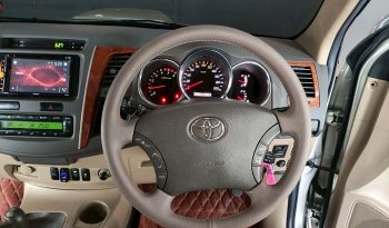 TOYOTA 4WD 2010 3.0V AT FORTUNER SILVER  6765 full