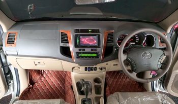 TOYOTA 4WD 2010 3.0V AT FORTUNER SILVER  6765 full