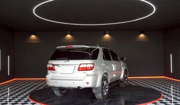 TOYOTA 4WD 2010 3.0V AT FORTUNER SILVER  6765 full
