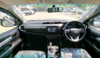 REVO 4WD 2019 2.8G AT DOUBLE CAB SILVER  6893 full