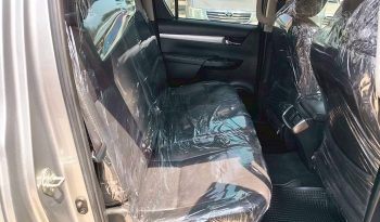 REVO 4WD 2019 2.8G AT DOUBLE CAB SILVER  6893 full