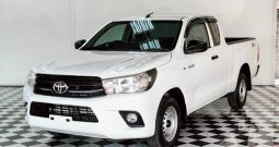 REVO 2WD 2018 2.4E MT SMART CAB WHITE  7098