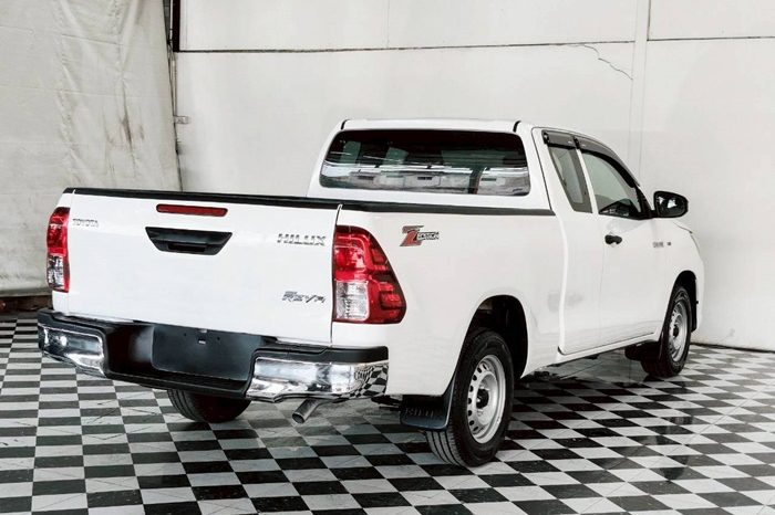 REVO 2WD 2018 2.4E MT SMART CAB WHITE  7098 full