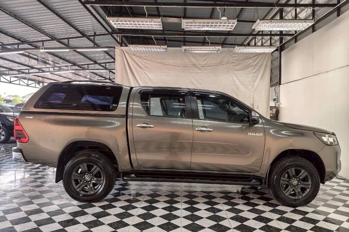 REVO PRE 2020 2.4 ENTRY AT DOUBLE CAB BRONZE  7493 full