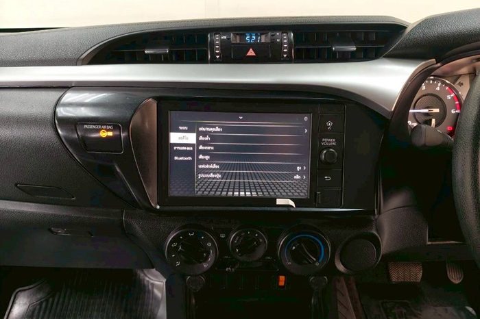 REVO PRE 2020 2.4 ENTRY AT DOUBLE CAB BRONZE  7493 full