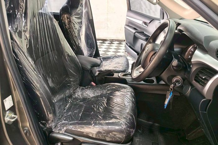 REVO PRE 2020 2.4 ENTRY AT DOUBLE CAB BRONZE  7493 full