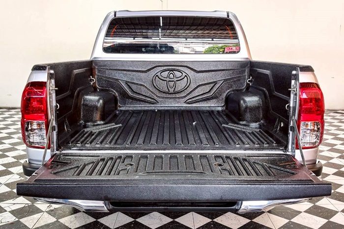 REVO 2WD 2021 2.4 MID MT DOUBLE CAB SILVER  7613 full