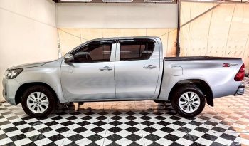 REVO 2WD 2021 2.4 MID MT DOUBLE CAB SILVER  7613 full