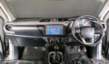 REVO 2WD 2021 2.4 MID MT DOUBLE CAB SILVER  7613 full