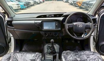 REVO 2WD 2022 2.4 ENTRY MT SMART CAB WHITE  7730 full