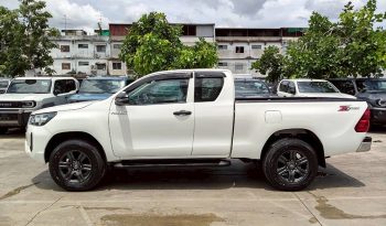 REVO 2WD 2022 2.4 ENTRY MT SMART CAB WHITE  7730 full