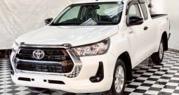 REVO 2WD 2022 2.4 ENTRY MT SMART CAB WHITE  7730