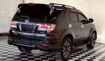 TOYOTA 4WD 2015 3.0V AT FORTUNER BLACK  8415 full