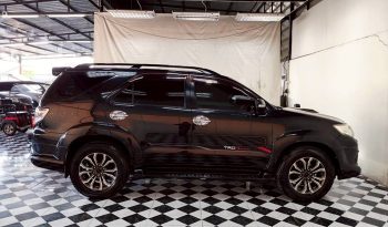 TOYOTA 4WD 2015 3.0V AT FORTUNER BLACK  8415 full